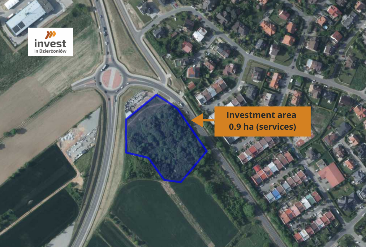 A section of the map with the outline of the plot marked. Investment area 0.9 ha (services). Invest in Dzierżoniów logo