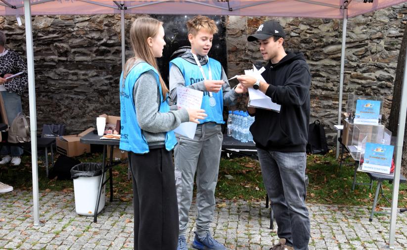 Uczestnicy Gry Terenowej.